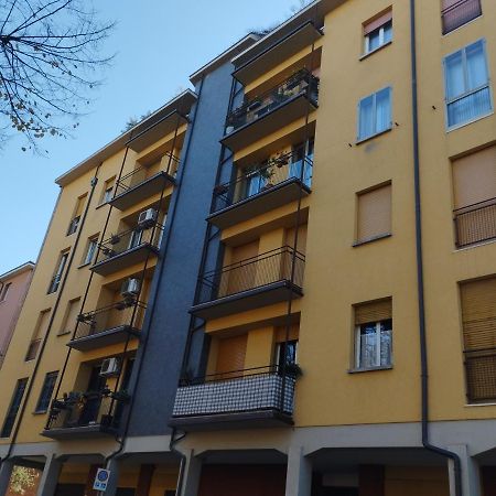Appartamento Spazioso In Mazzini Bologna Exterior foto