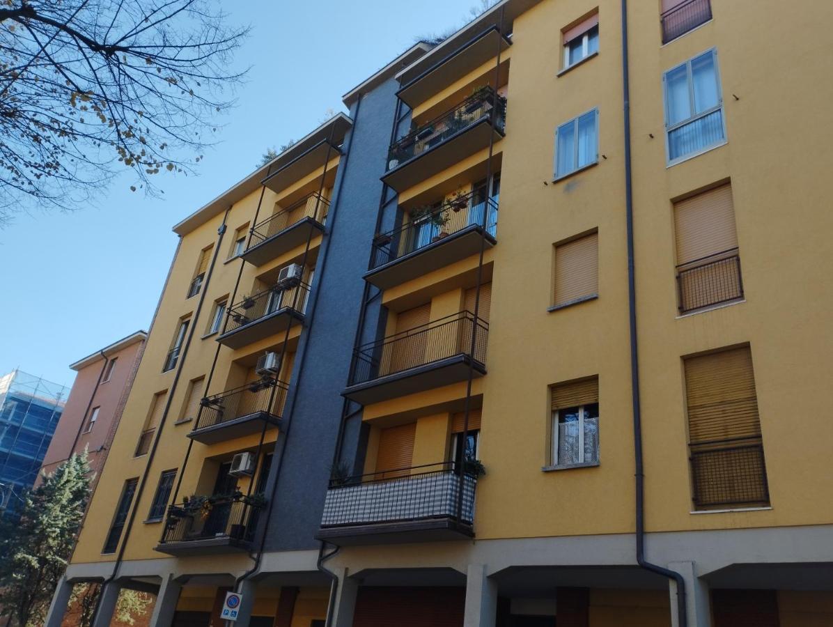 Appartamento Spazioso In Mazzini Bologna Exterior foto